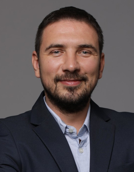 Izv. prof. dr. sc. Mirko Sužnjević