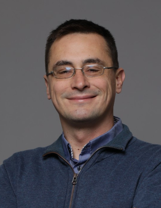 Izv. prof. dr. sc. Tomislav Hrkać